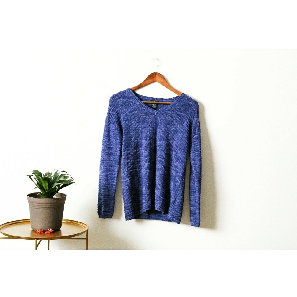Calvin Klein Medium Blue Knit Sweater